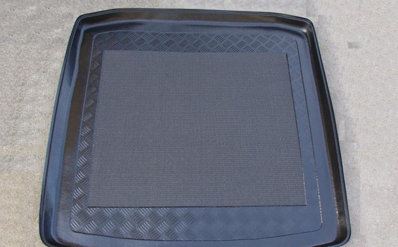 Volkswagen Golf IV Estate Antislip Boot Liner for Lower Part of the Boot