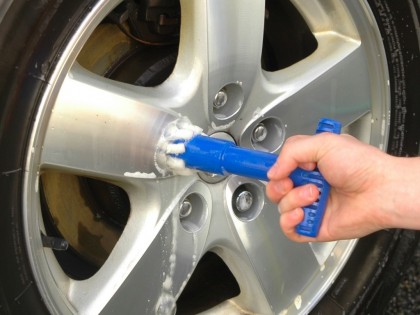 Wheel Nut and Cavity Cleaner